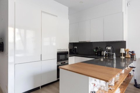 1 bedroom apartment for sale in Barcelona, Catalonia, Spain № 8135 - photo 8