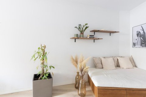 1 bedroom apartment for sale in Barcelona, Catalonia, Spain № 8135 - photo 12