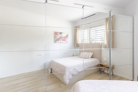 1 bedroom apartment for sale in Barcelona, Catalonia, Spain № 8135 - photo 17