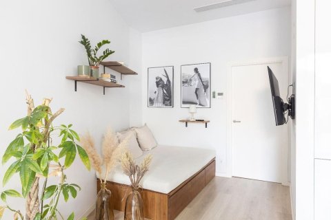 1 bedroom apartment for sale in Barcelona, Catalonia, Spain № 8135 - photo 11