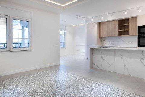 3 bedrooms apartment for sale in Barcelona, Catalonia, Spain № 8132 - photo 8