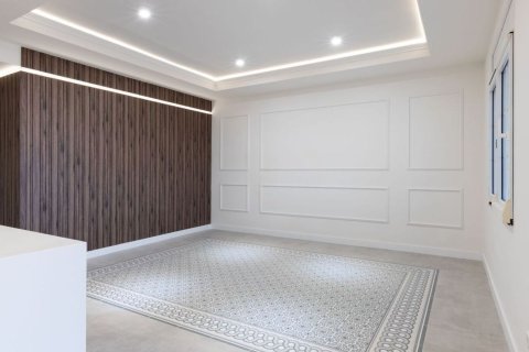 3 bedrooms apartment for sale in Barcelona, Catalonia, Spain № 8132 - photo 5