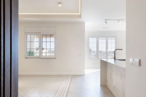 3 bedrooms apartment for sale in Barcelona, Catalonia, Spain № 8132 - photo 12
