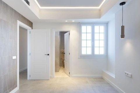 3 bedrooms apartment for sale in Barcelona, Catalonia, Spain № 8132 - photo 25