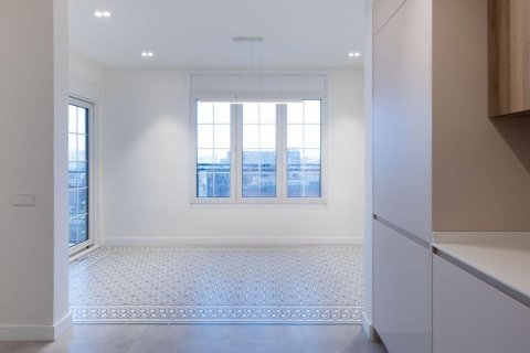 3 bedrooms apartment for sale in Barcelona, Catalonia, Spain № 8132 - photo 7