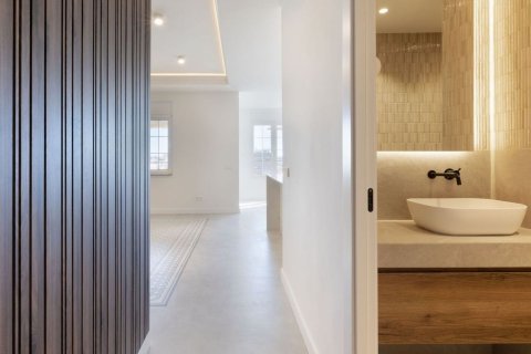 3 bedrooms apartment for sale in Barcelona, Catalonia, Spain № 8132 - photo 18