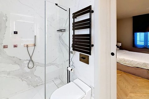1 bedroom apartment for sale in Barcelona, Catalonia, Spain № 8136 - photo 11