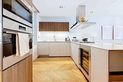 1 bedroom apartment for sale in Barcelona, Catalonia, Spain № 8136 - photo 3