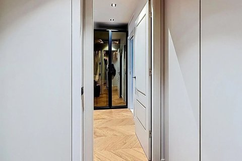1 bedroom apartment for sale in Barcelona, Catalonia, Spain № 8136 - photo 15