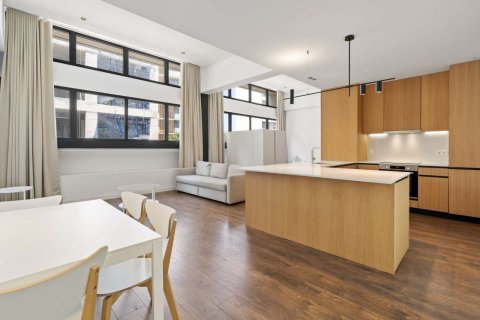 63 sq.m. apartment for sale in Barcelona, Catalonia, Spain № 8134 - photo 10