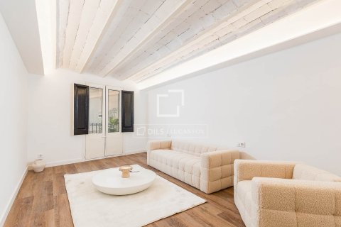 Купить квартиру в Барселона, Испания с 2 спальни, 95м², № 6451 - фото 2