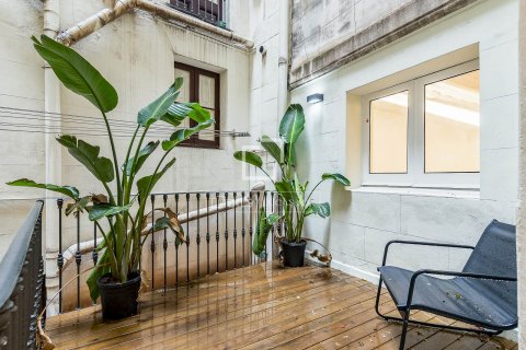 Купить квартиру в Барселона, Испания с 2 спальни, 95м², № 6451 - фото 25