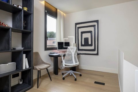 5 bedrooms villa for sale in Barcelona, Catalonia, Spain № 3778 - photo 26