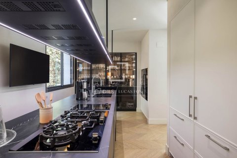 5 bedrooms villa for sale in Barcelona, Catalonia, Spain № 3778 - photo 10