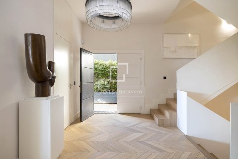 5 bedrooms villa for sale in Barcelona, Catalonia, Spain № 3778 - photo 15