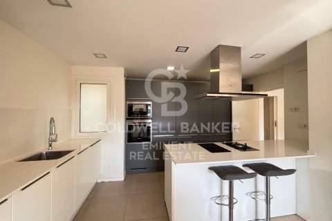 Apartamento de 3 dormitorios en venta en Barcelona, Cataluña, Spain № 7958 - foto 23
