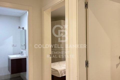 Apartamento de 3 dormitorios en venta en Barcelona, Cataluña, Spain № 7958 - foto 11