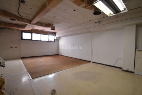 1656 sq.m. commercial property for sale in Barcelona, Catalonia, Spain № 2454 - photo 14