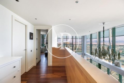 3 bedrooms penthouse for sale in Sant Marti, Barcelona, Catalonia, Spain № 2450 - photo 18