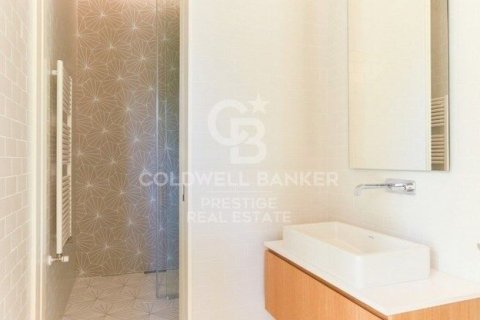 2 bedrooms apartment for sale in Barcelona, Catalonia, Spain № 5928 - photo 11