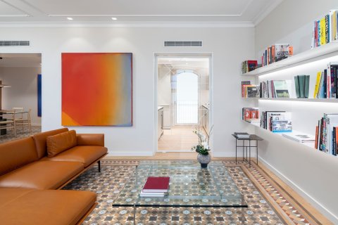 3 bedrooms apartment for sale in Barcelona, Catalonia, Spain № 6235 - photo 2
