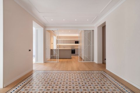 3 bedrooms apartment for sale in Barcelona, Catalonia, Spain № 6232 - photo 7