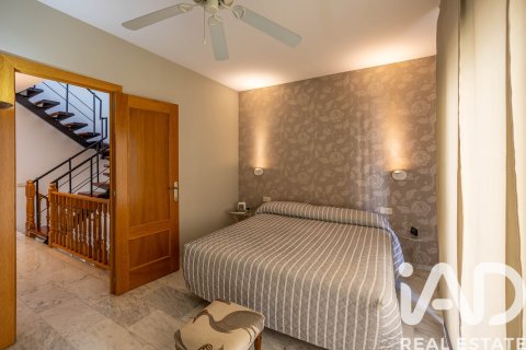 4 bedrooms apartment for sale in Vilanova i la Geltru, Barcelona, Catalonia, Spain № 7353 - photo 14