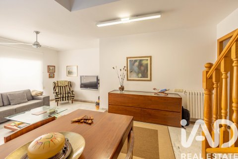 4 bedrooms apartment for sale in Vilanova i la Geltru, Barcelona, Catalonia, Spain № 7353 - photo 20