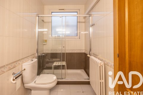 4 bedrooms apartment for sale in Vilanova i la Geltru, Barcelona, Catalonia, Spain № 7353 - photo 9