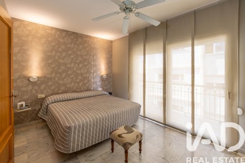 4 bedrooms apartment for sale in Vilanova i la Geltru, Barcelona, Catalonia, Spain № 7353 - photo 13