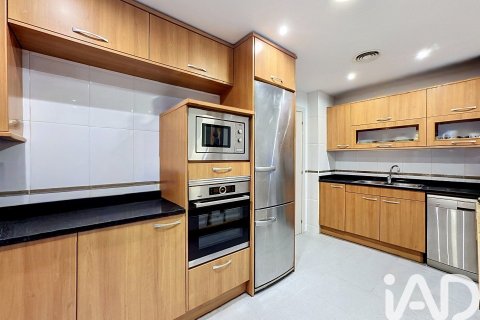 Apartamento de 4 dormitorios en venta en Sant Pere de Ribes, Barcelona, Cataluña, Spain № 7354 - foto 24