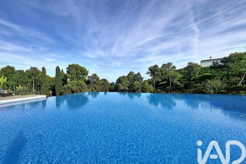 Apartamento de 4 dormitorios en venta en Sant Pere de Ribes, Barcelona, Cataluña, Spain № 7354 - foto 6