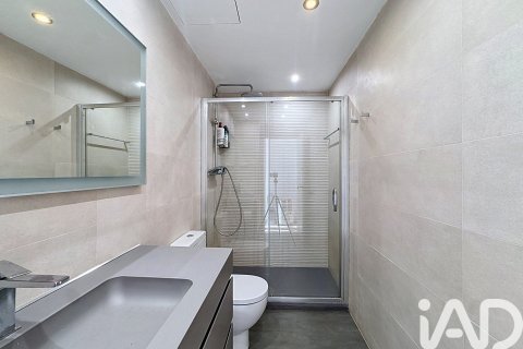 Apartamento de 4 dormitorios en venta en Sant Pere de Ribes, Barcelona, Cataluña, Spain № 7354 - foto 11