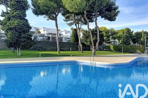 Apartamento de 4 dormitorios en venta en Sant Pere de Ribes, Barcelona, Cataluña, Spain № 7354 - foto 7