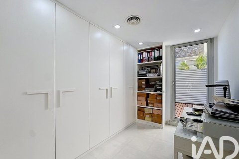 Apartamento de 4 dormitorios en venta en Sant Pere de Ribes, Barcelona, Cataluña, Spain № 7354 - foto 13