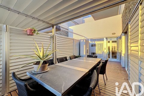Apartamento de 4 dormitorios en venta en Sant Pere de Ribes, Barcelona, Cataluña, Spain № 7354 - foto 21