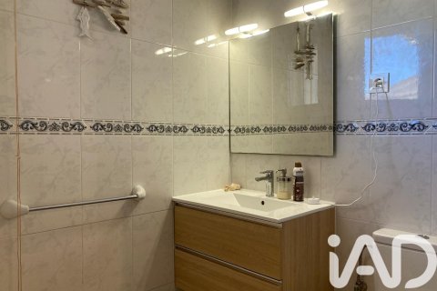 Casa adosada de 4 dormitorios en venta en Sitges, Barcelona, Cataluña, Spain № 7355 - foto 16