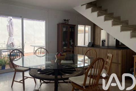 Casa adosada de 4 dormitorios en venta en Sitges, Barcelona, Cataluña, Spain № 7355 - foto 25