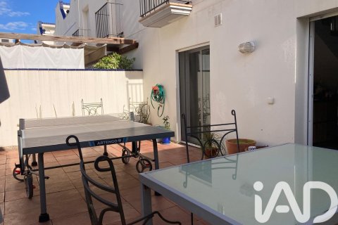 Casa adosada de 4 dormitorios en venta en Sitges, Barcelona, Cataluña, Spain № 7355 - foto 9