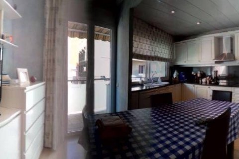 3 bedrooms villa for sale in Badalona, Barcelona, Catalonia, Spain № 1191 - photo 15