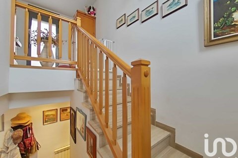 Купить дом в Альпикат, Испания с 6 спален, 375м², № 4984 - фото 12