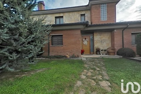 Купить дом в Альпикат, Испания с 6 спален, 375м², № 4984 - фото 3