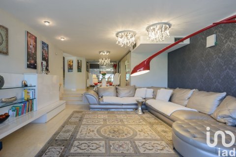 Купить дом в Льорет-де-Мар, Испания с 4 спальни, 352м², № 4985 - фото 3