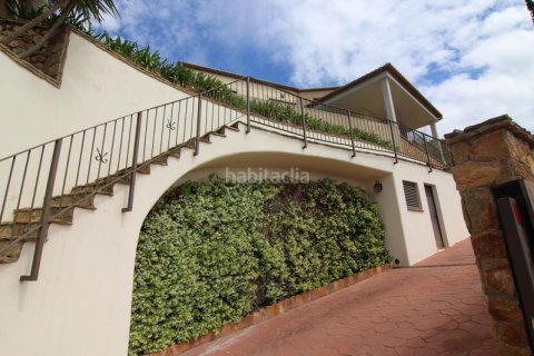 5 bedrooms house for sale in Olivella, Barcelona, Catalonia, Spain № 1938 - photo 3
