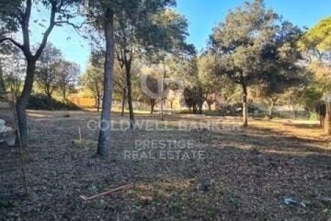 1000 sq.m. land plot for sale in Sant Cugat Del Valles, Barcelona, Catalonia, Spain № 5474 - photo 3