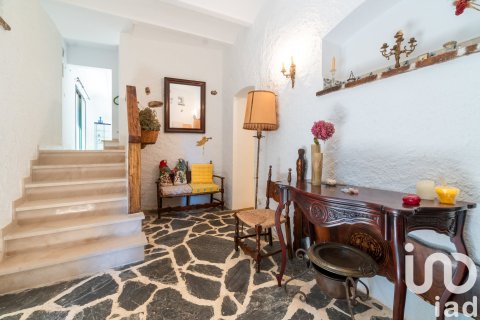3 bedrooms house for sale in Navata, Girona, Catalonia, Spain № 4859 - photo 6