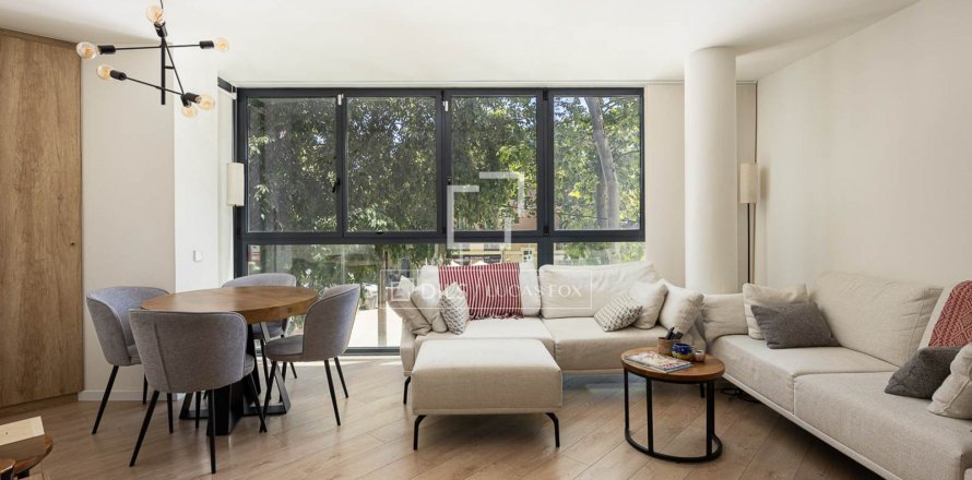 2 bedrooms apartment for sale in Barcelona, Catalonia, Spain № 8607