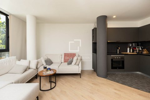 2 bedrooms apartment for sale in Barcelona, Catalonia, Spain № 8607 - photo 5