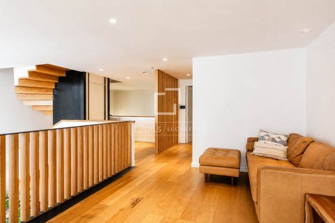 6 bedrooms villa for sale in Barcelona, Catalonia, Spain № 8608 - photo 27