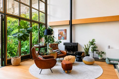 6 bedrooms villa for sale in Barcelona, Catalonia, Spain № 8608 - photo 2
